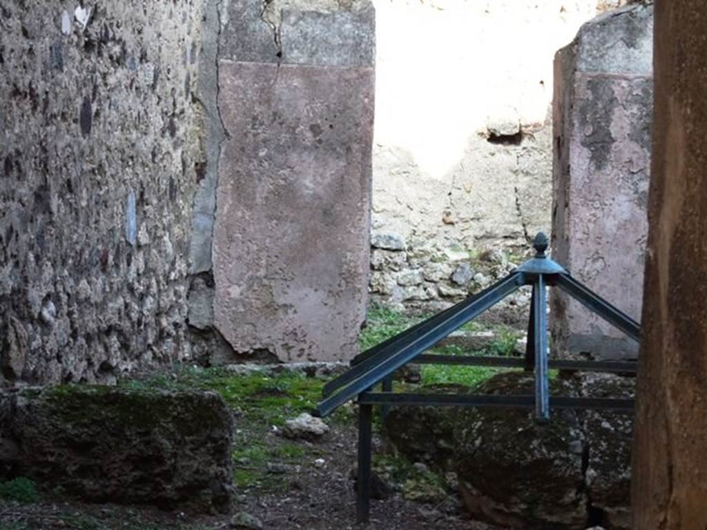 VI.16.30 Pompeii. December 2007. Looking east across room O. Found here and left in their place, but well defended with glass from the weather, two large loads of slaked lime, showing the imprints of the matting in which they were contained.See Notizie degli Scavi di Antichità, 1908, (p.284, and fig 9 on p.285).
