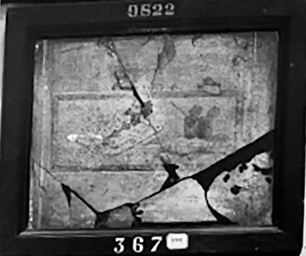VI.17.9-11 Pompeii. Detail from late 19th century photograph.
Now in Naples Archaeological Museum. Inventory number 9822.