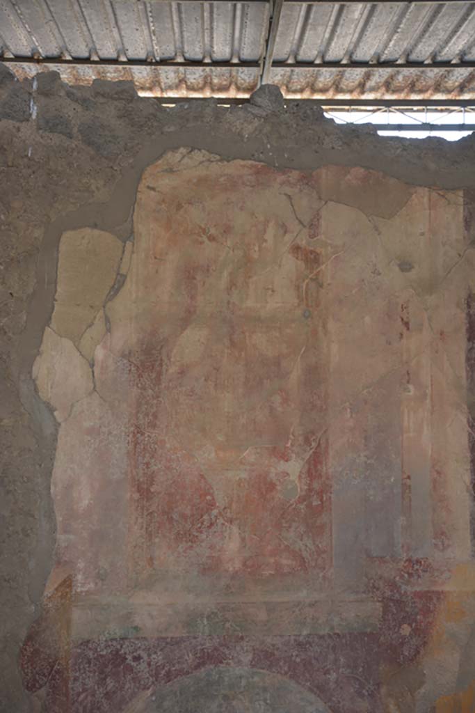 VI.17.41 Pompeii. September 2019. 
Centre of west wall in triclinium on south side of atrium. Painted door?
Foto Annette Haug, ERC Grant 681269 DÉCOR.