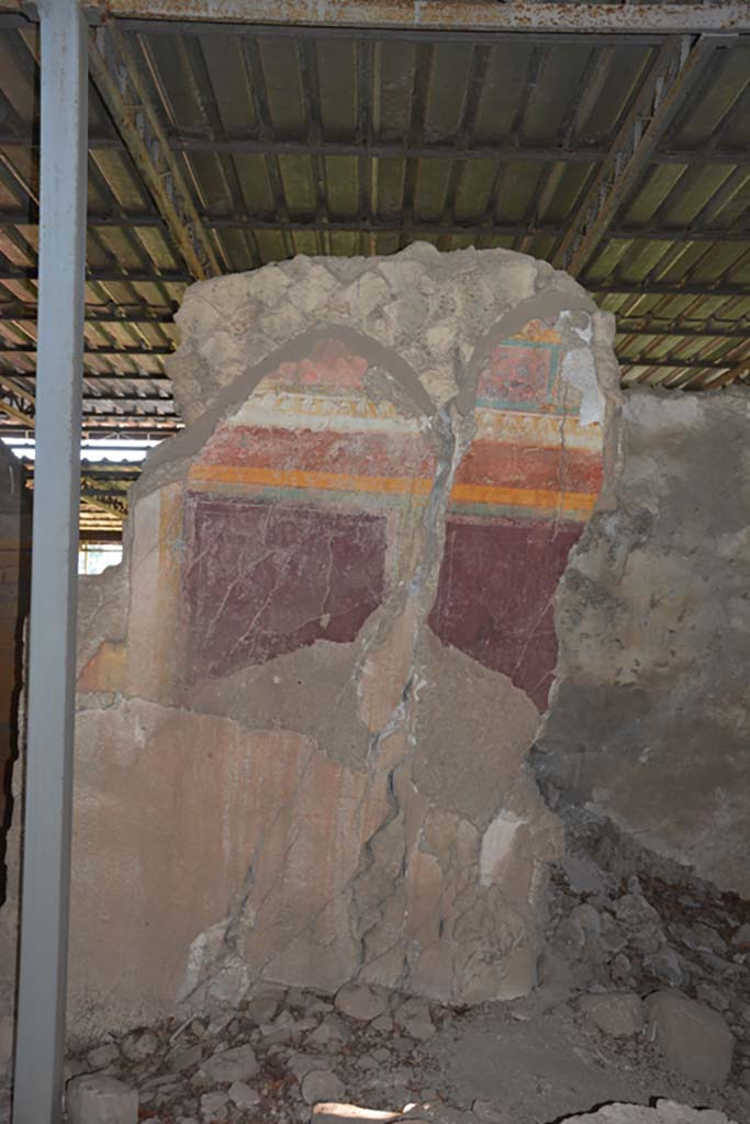 VI.17.41 Pompeii. September 2019. Detail of painted decoration from west wall of north ala.
Foto Annette Haug, ERC Grant 681269 DÉCOR.