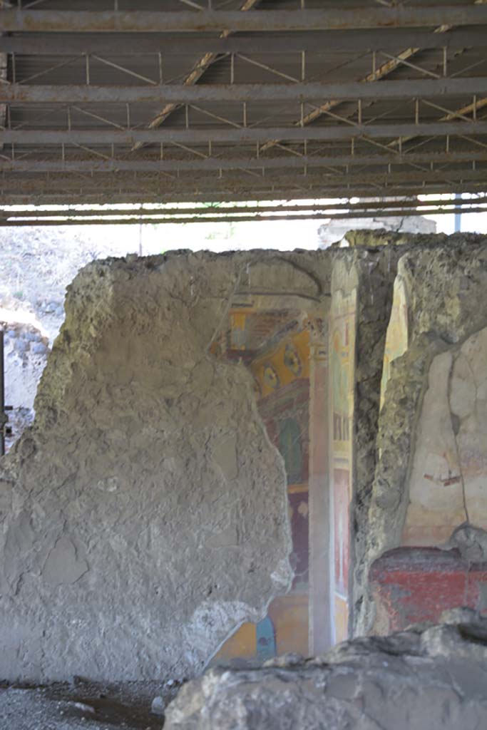 VI.17.41 Pompeii. September 2019. 
Looking towards remaining decoration on north wall of cubiculum 17.
Foto Annette Haug, ERC Grant 681269 DÉCOR.