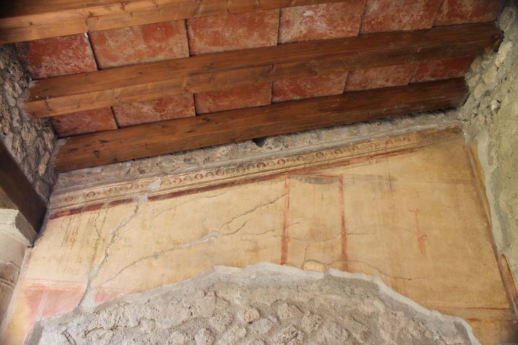 VII.1.8 Pompeii. March 2014. Upper west wall on north portico B, stucco decoration. 
Foto Annette Haug, ERC Grant 681269 DÉCOR