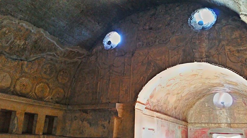 VII.1.8 Pompeii. 2015/2016. 
South-west corner and upper west wall in men’s changing room 2, with vestibule 1, on right. Photo courtesy of Giuseppe Ciaramella.