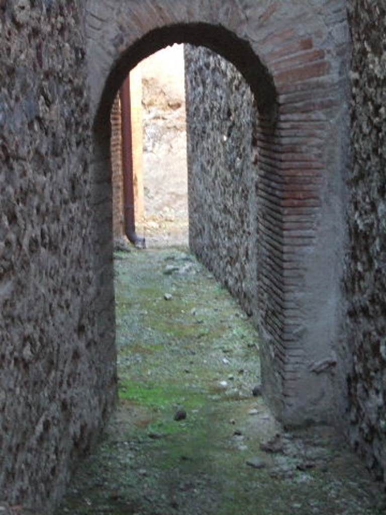 VII.1.8 Pompeii. May 2005. Room 2c at rear of calidarium 5.