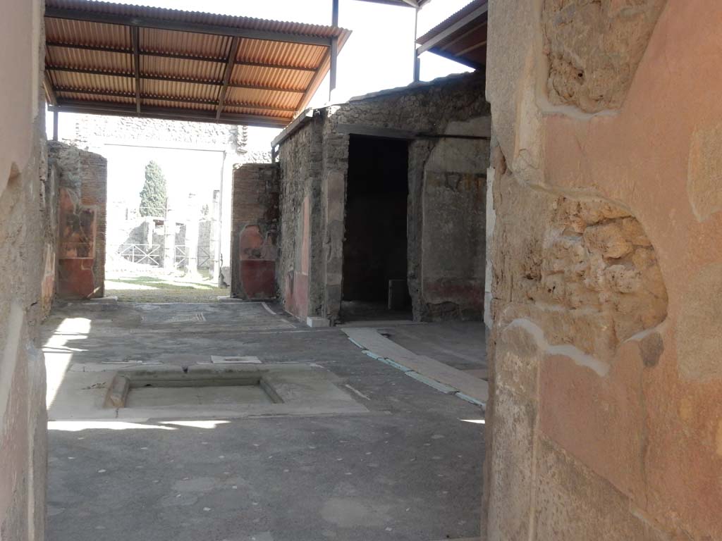 VII.1.40 Pompeii. June 2019. 
Looking towards tablinum 11 and south-west corner of atrium, with doorway to oecus 12 and the west ala, 3a. Photo courtesy of Buzz Ferebee.
