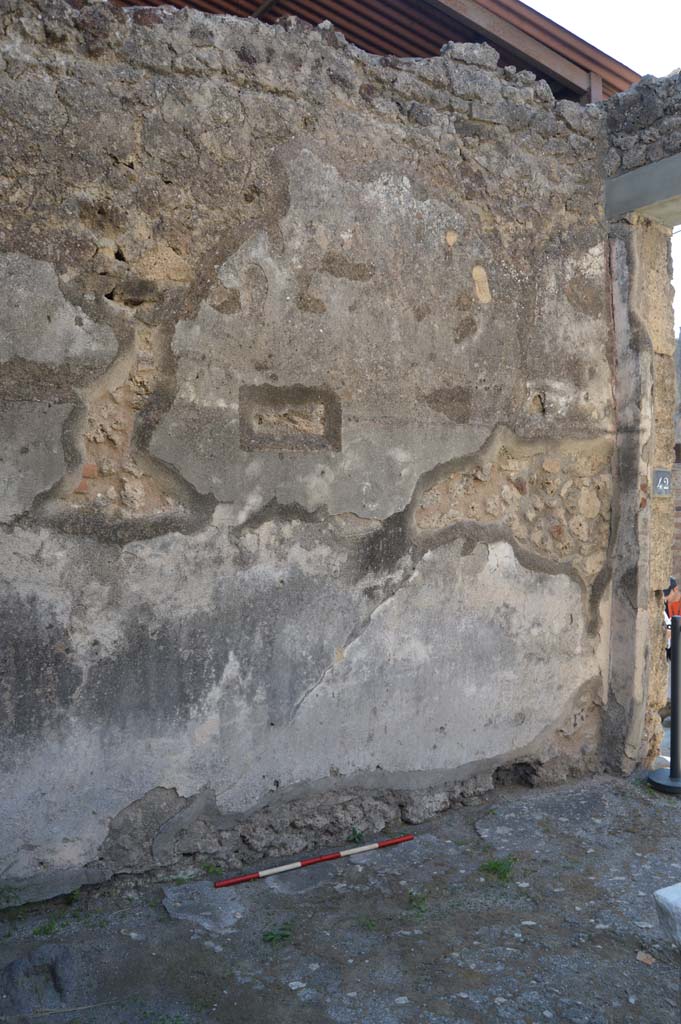 VII.1.41 Pompeii. October 2017. 
Looking towards rear south wall with other doorway at VII.1.42, on right.
Foto Taylor Lauritsen, ERC Grant 681269 DÉCOR.