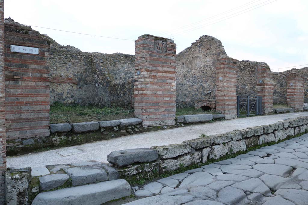 VII.2.1, VII.2.2, VII.2.3, and VII.2.4, Pompeii. December 2018. 
Looking towards entrance doorways on west side of Via Stabiana. Photo courtesy of Aude Durand.