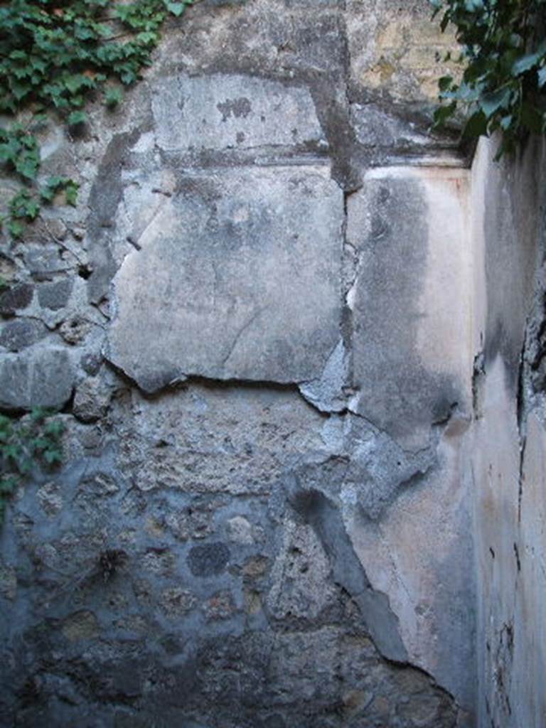 VII.2.14 Pompeii. December 2004.  Room on south side of garden, with vaulted ceiling.