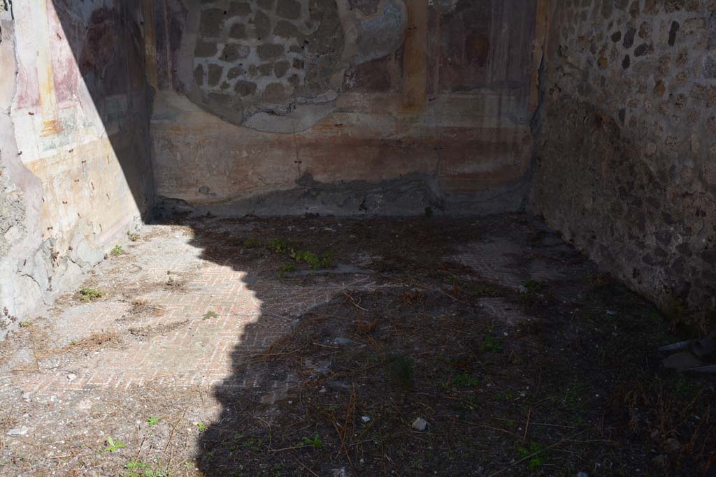 VII.2.16 Pompeii. October 2019. Oecus 10, flooring.
Foto Annette Haug, ERC Grant 681269 DÉCOR.