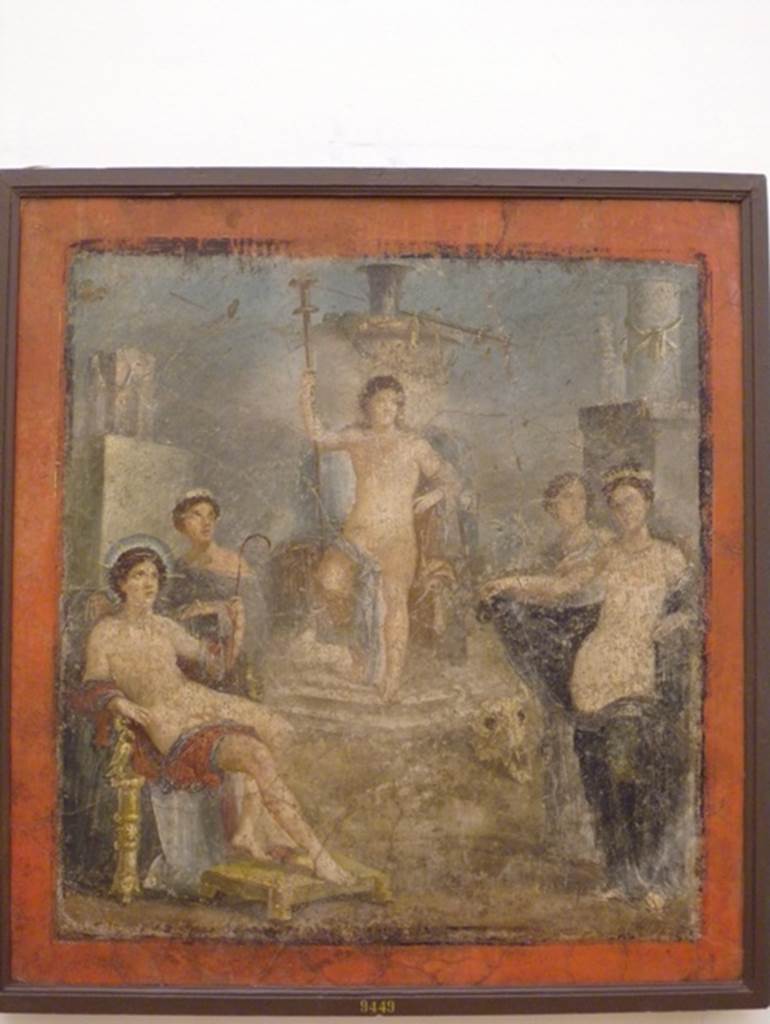 VII.2.16 Pompeii. Room 17, south wall of exedra.  Wall painting of the contest between Venus and Hesperus.  Apollo the judge is sitting on the left.
Now in Naples Archaeological Museum.  Inventory number: 9449.