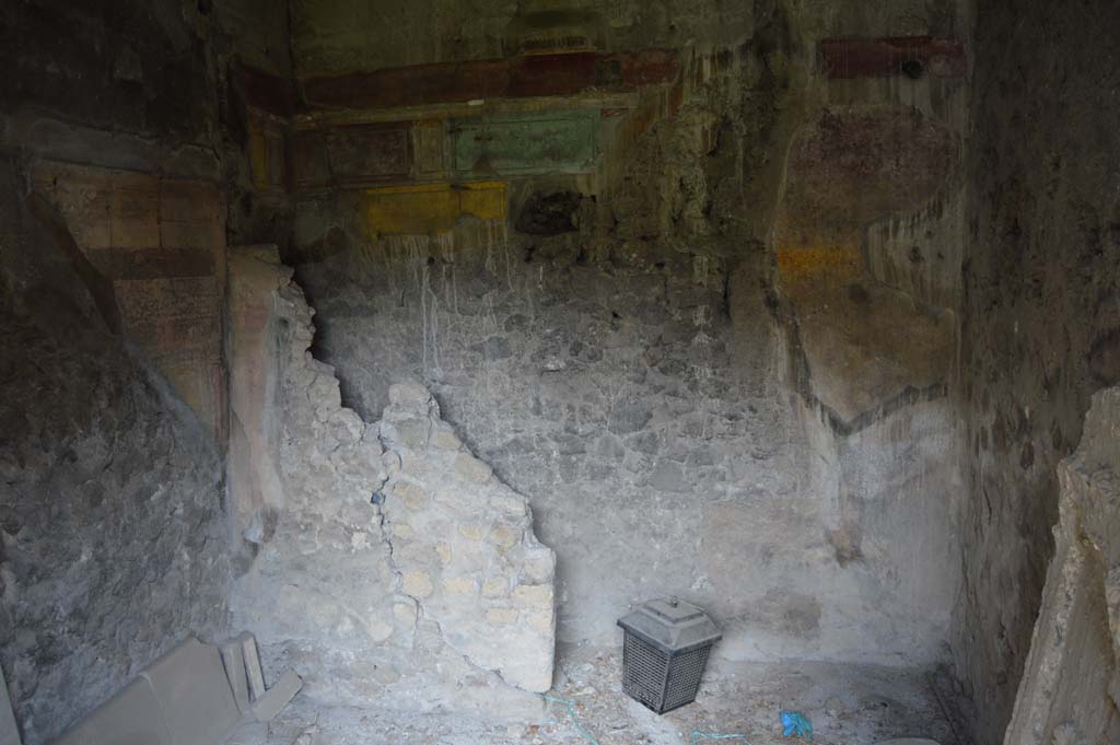 VII.2.16 Pompeii. October 2017. Room 21, looking towards north wall from doorway. 
Foto Taylor Lauritsen, ERC Grant 681269 DÉCOR.