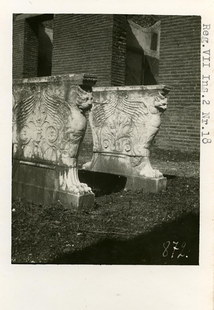 VII.2.18 Pompeii.Pre-1937-39. Room 1, looking east from west side towards inside of east table leg.
Photo courtesy of American Academy in Rome, Photographic Archive. Warsher collection no. 872.
