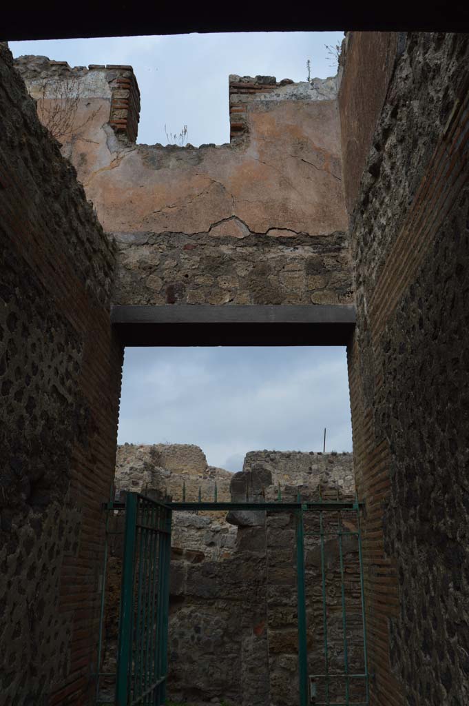 VII.2.18 Pompeii October 2017. 
Looking towards north wall of upper floor room in centre above entrance corridor/fauces.
Foto Taylor Lauritsen, ERC Grant 681269 DÉCOR.