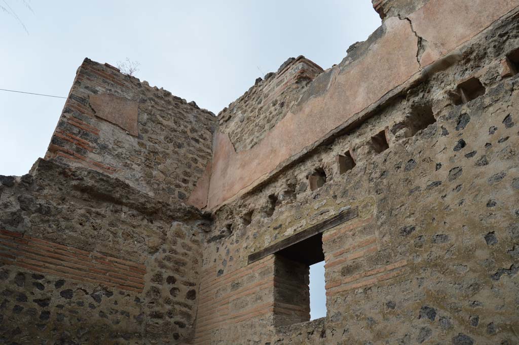 VII.2.18 Pompeii. October 2017. Room on upper floor above room 2, looking towards north-west corner.
Foto Taylor Lauritsen, ERC Grant 681269 DÉCOR.