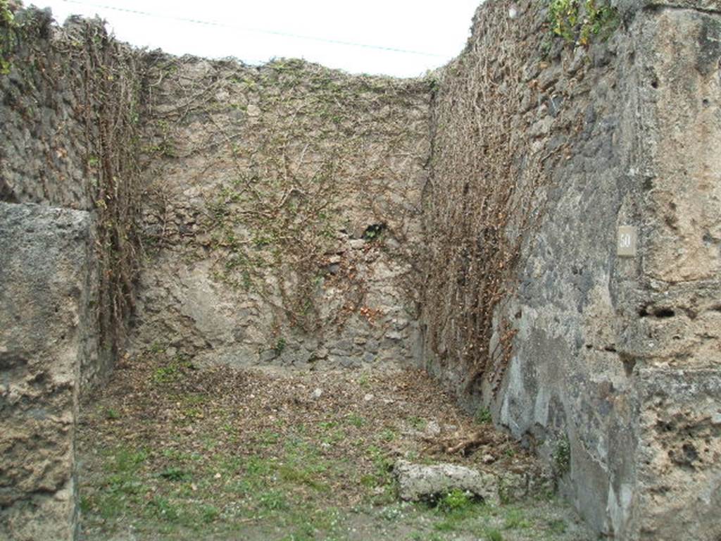 VII.2.50 Pompeii. May 2005. Looking towards north wall from entrance doorway.