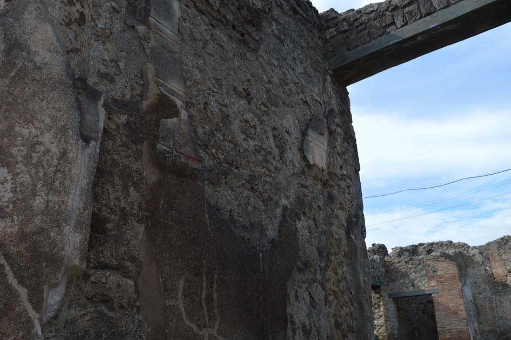 VII.2.51 Pompeii. March 2018. Upper west wall of entrance corridor, looking north towards atrium.
Foto Taylor Lauritsen, ERC Grant 681269 DÉCOR.