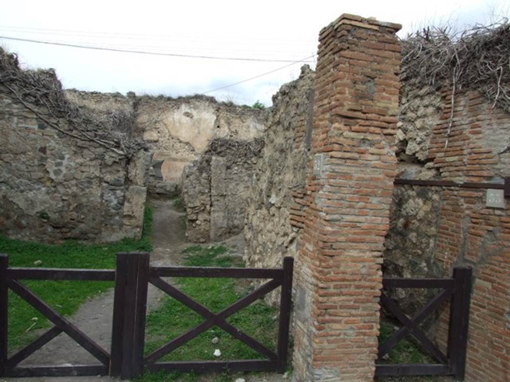 VII.2.52 Pompeii. December 2007. Looking north towards east wall (in  centre) and entrance doorway of VII.2.53, on right.