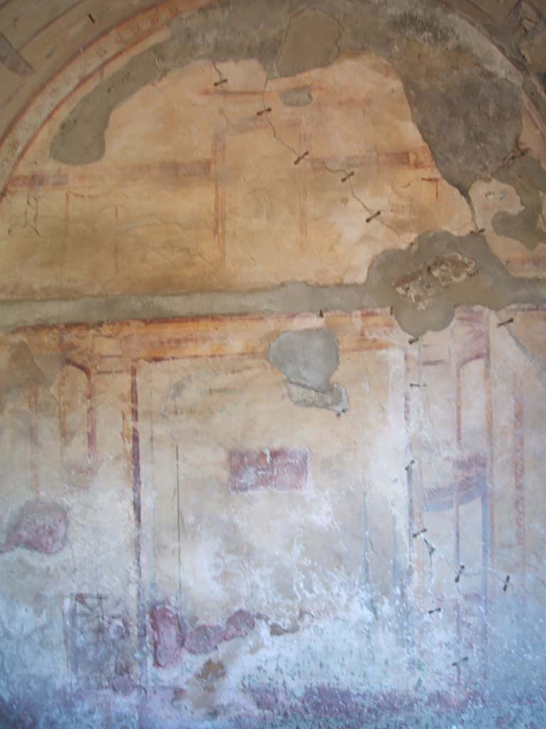 VII.3.21 Pompeii. May 2005. West wall of vaulted triclinium.