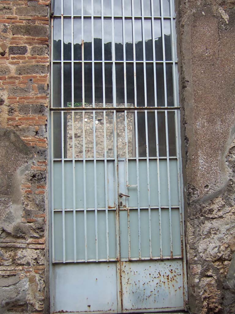 VII.3.25 Pompeii. December 2005. Entrance.