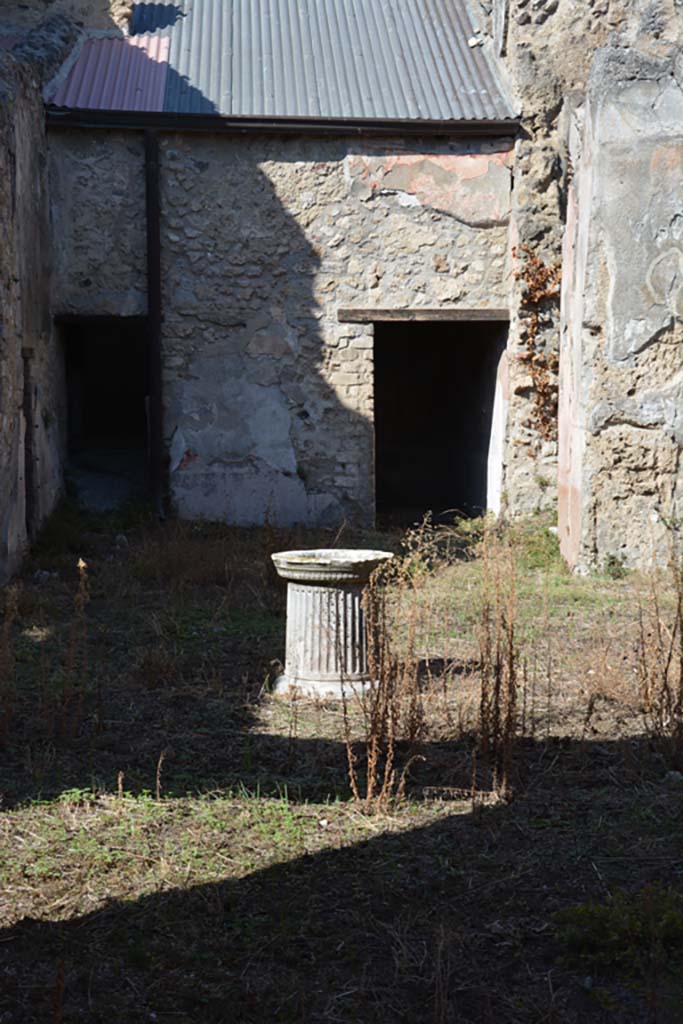 VII.3.29 Pompeii. October 2019. Looking north across atrium.
Foto Annette Haug, ERC Grant 681269 DÉCOR.
