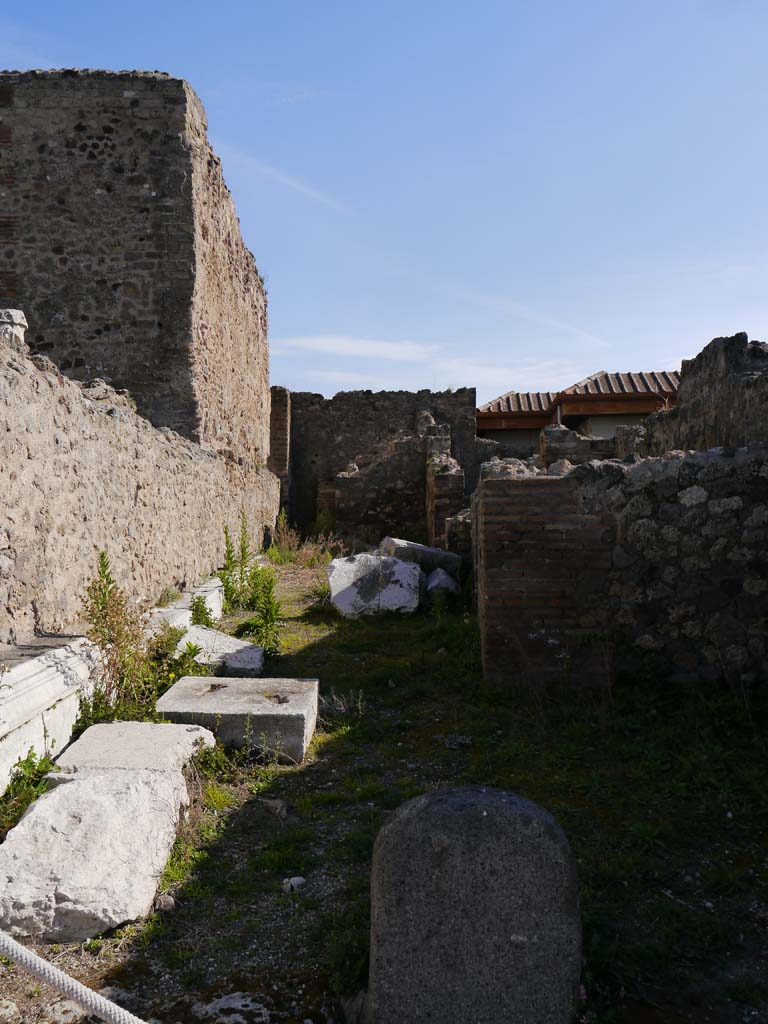 VII.4.2 Pompeii. March 2019. Looking east from Via del Foro.
Foto Anne Kleineberg, ERC Grant 681269 DÉCOR.