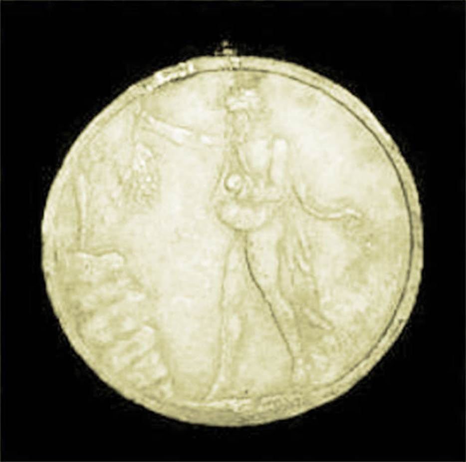 VII.4.59 Pompeii. Peristyle o, double sided oscillum (side B) with bearded satyr offering grapes.
Now in Naples Archaeological Museum.  Inventory number 6643.