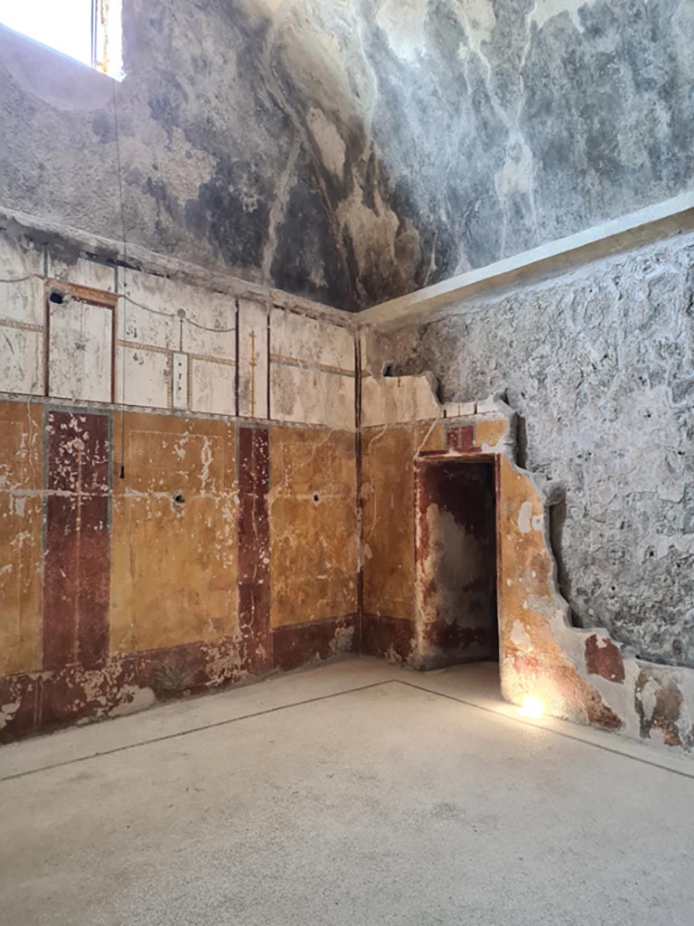 VII.5.8 Pompeii. May 2024. 
Tepidarium (49), looking towards north-west corner and doorway into room (46). Photo courtesy of Klaus Heese.