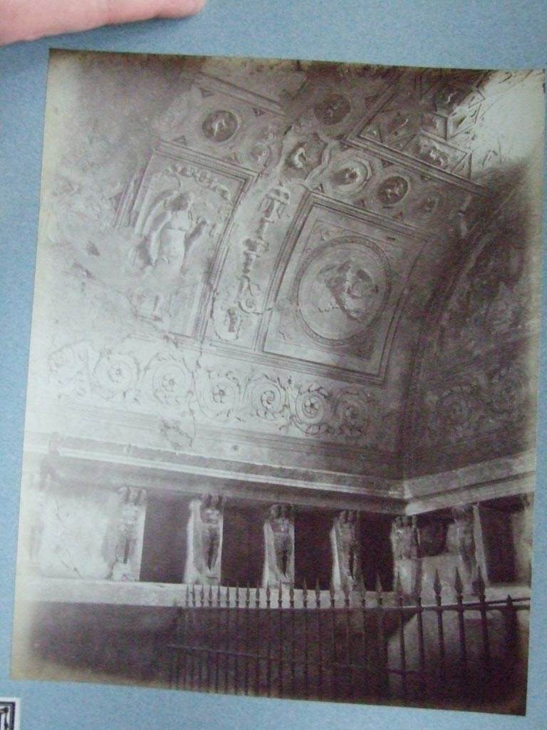 VII.5.24 Pompeii. Tepidarium south-east corner. Old undated photograph. 
Courtesy of Society of Antiquaries. Fox Collection.