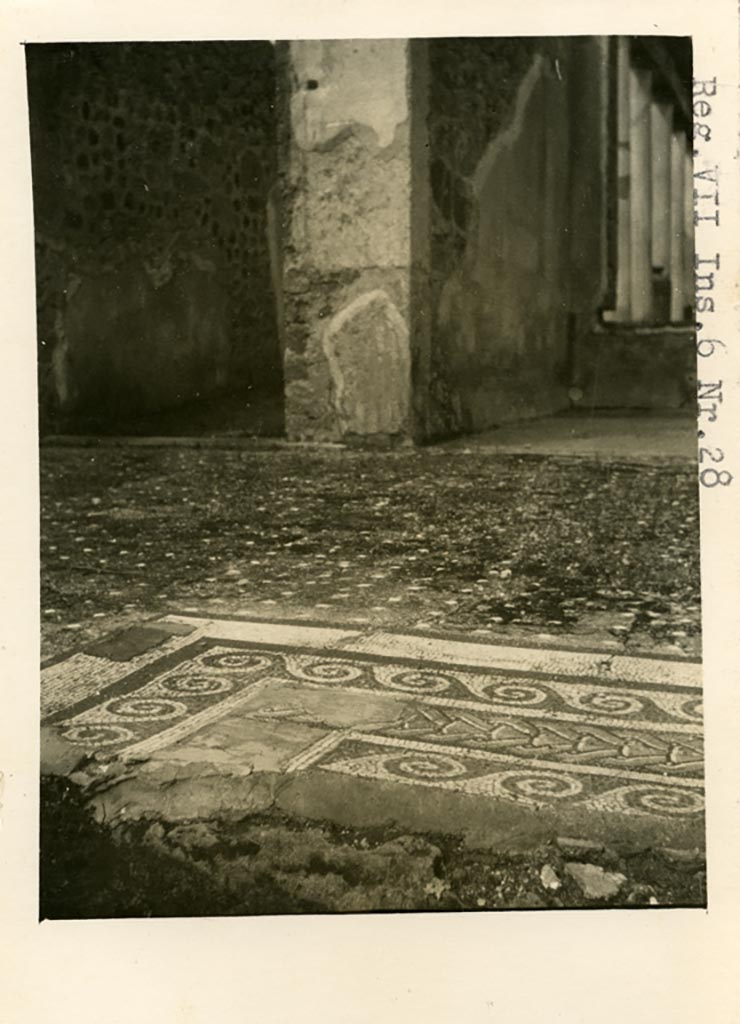 VII.6.28 Pompeii. Pre-1937-39. 
Looking north across impluvium towards corridor to peristyle, on left, and tablinum. 
Photo courtesy of American Academy in Rome, Photographic Archive. Warsher collection no. 1308.