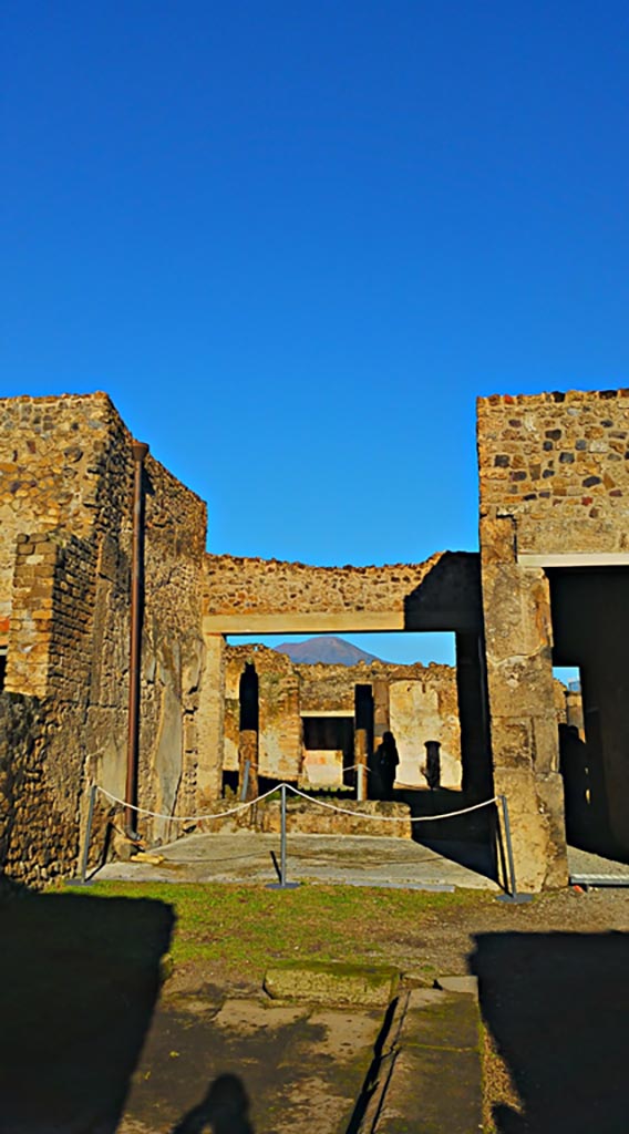 VII.7.2 Pompeii. December 2019. 
Looking north across atrium towards tablinum and through to peristyle.
Photo courtesy of Giuseppe Ciaramella.