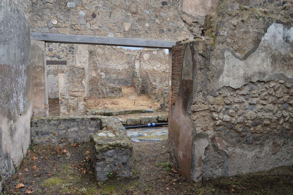 VII.7.18 Pompeii. March 2018. Looking north from rear area of the bar-room. 
Foto Taylor Lauritsen, ERC Grant 681269 DÉCOR.