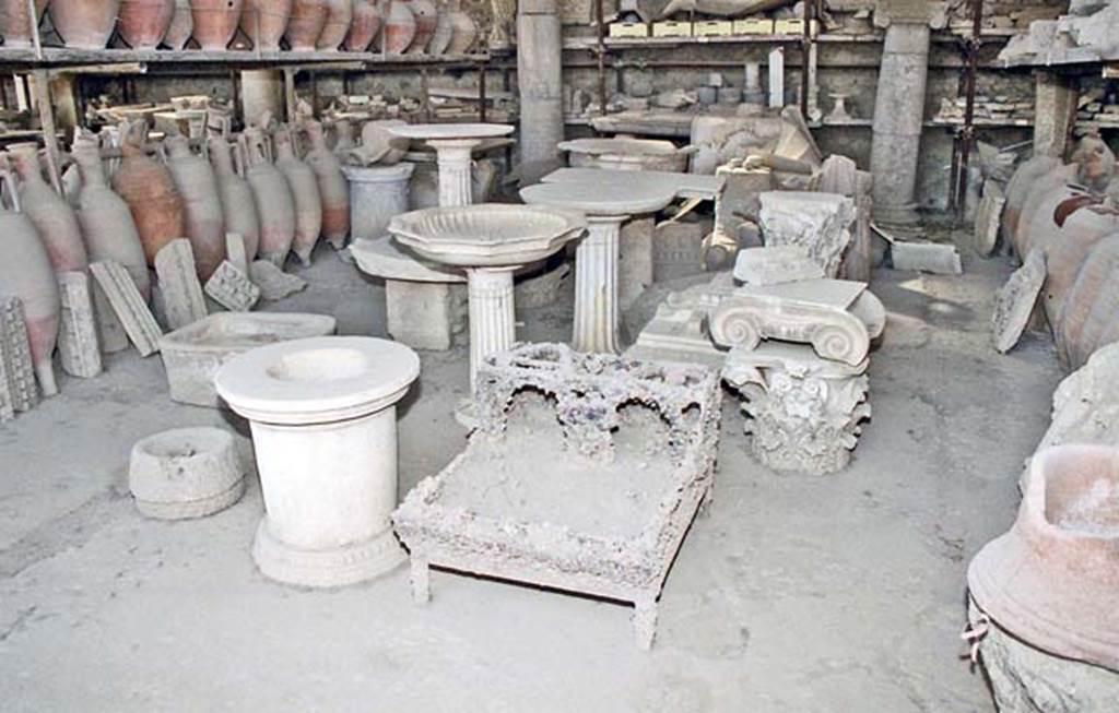 VII.7.29 Pompeii. October 2001. Items in storage. Photo courtesy of Peter Woods.
