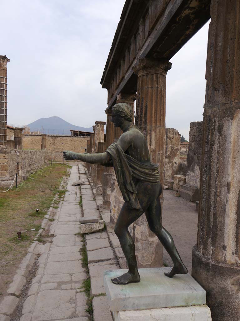 VII.7.32, Pompeii. September 2018. Looking north along east side.
Foto Anne Kleineberg, ERC Grant 681269 DÉCOR.