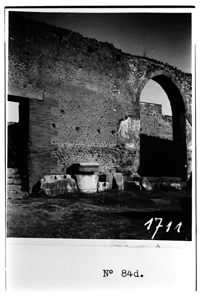 VII.8 Pompeii. W.1603. 
North wall of Forum in north-west corner, with two doorways to Vicolo dei Soprastanti.
Photo by Tatiana Warscher. Photo © Deutsches Archäologisches Institut, Abteilung Rom, Arkiv.