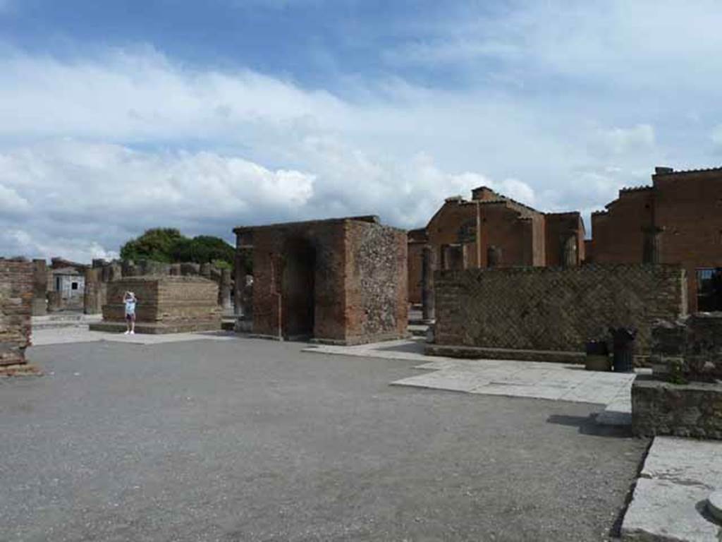 VII.8 Pompeii Forum. May 2010. Looking south-east towards centre of south side.