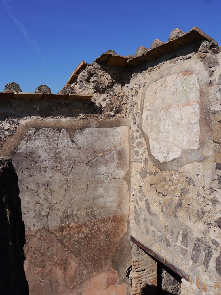 VII.8.01 Pompeii. September 2018. Looking towards upper north-west corner of Temple.
Foto Anne Kleineberg, ERC Grant 681269 DÉCOR.