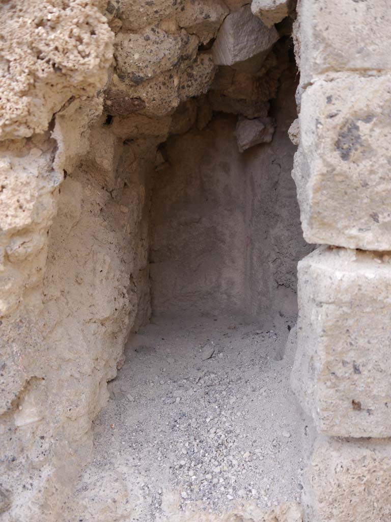 VII.8.01 Pompeii. September 2018. Recess in north wall at east end.  
Foto Anne Kleineberg, ERC Grant 681269 DÉCOR.