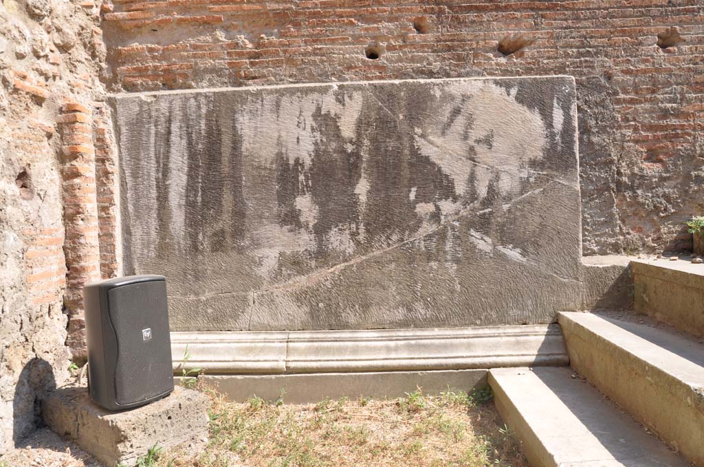 VII.9.2 Pompeii. July 2017. Detail of marble veneer.
Foto Anne Kleineberg, ERC Grant 681269 DÉCOR.