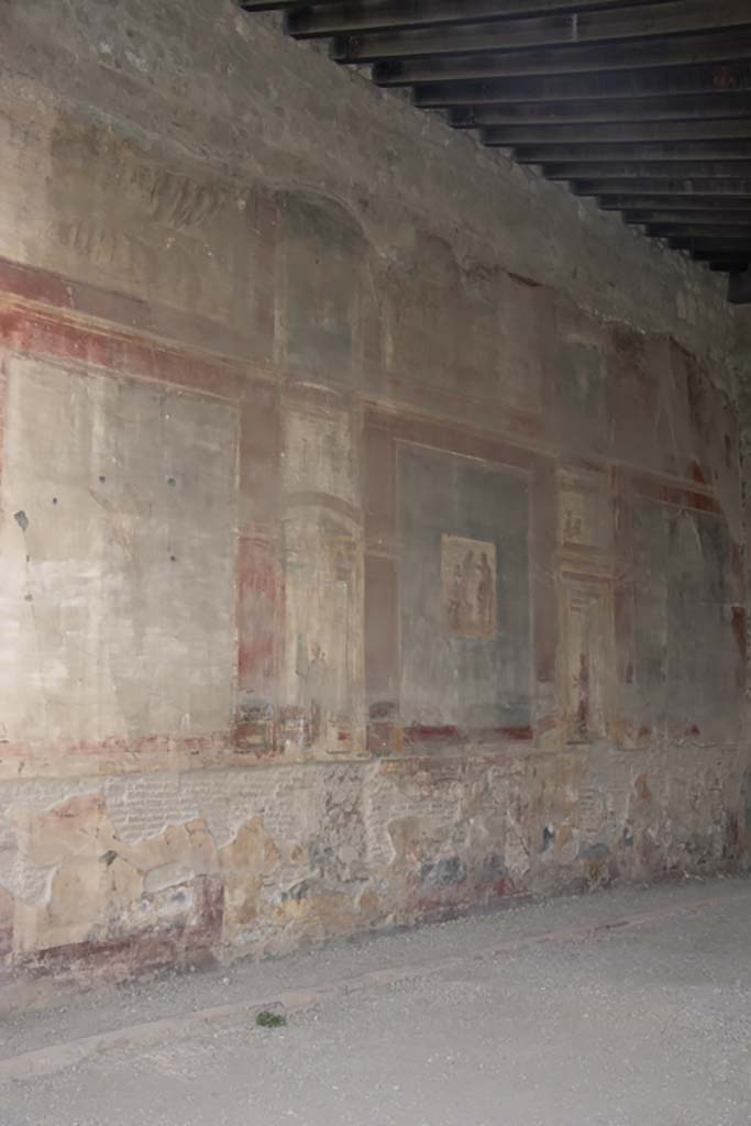 VII.9.7/8 Pompeii. October 2017. Looking north along west wall.
Foto Annette Haug, ERC Grant 681269 DÉCOR.