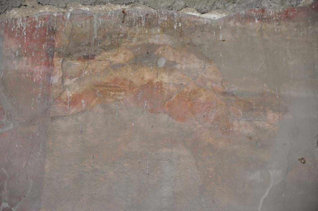 VII.9.7/8 Pompeii. July 2017. Upper west wall at north end, painted panel with jugs, detail from south side of panel.
Foto Annette Haug, ERC Grant 681269 DÉCOR.