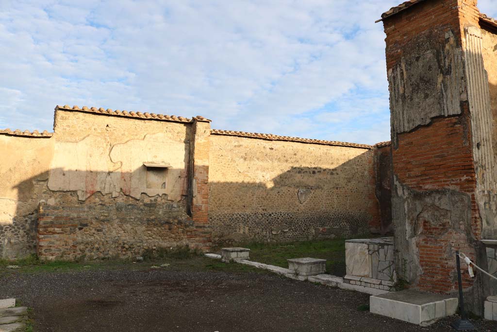 VII.9.7 and VII.9.8 Pompeii. December 2018. Looking towards north wall in north-east corner. Photo courtesy of Aude Durand.