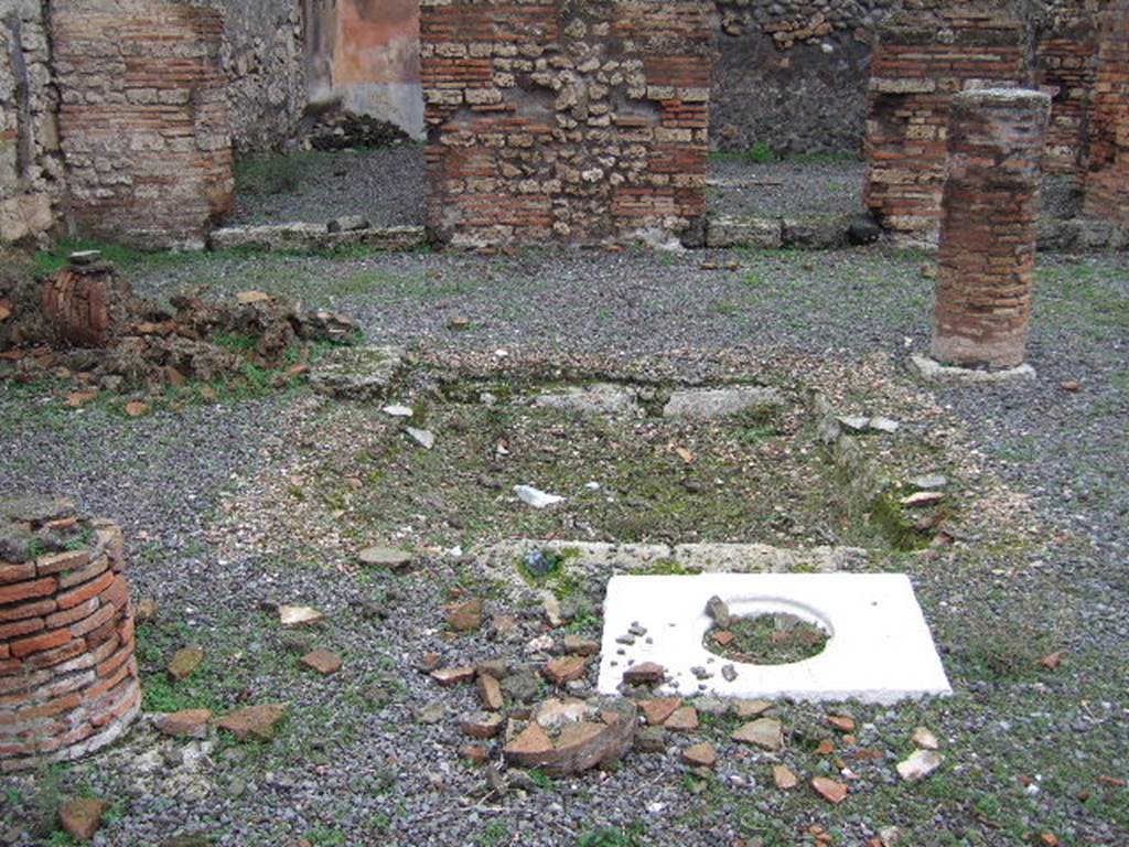 VII.9.38 Pompeii. December 2005. Looking north across impluvium in atrium.