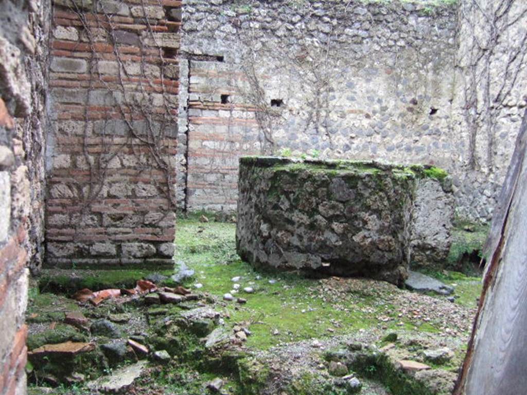 VII.11.8 Pompeii. December 2005. Looking into VII.11.7, from site of steps to upper floor.