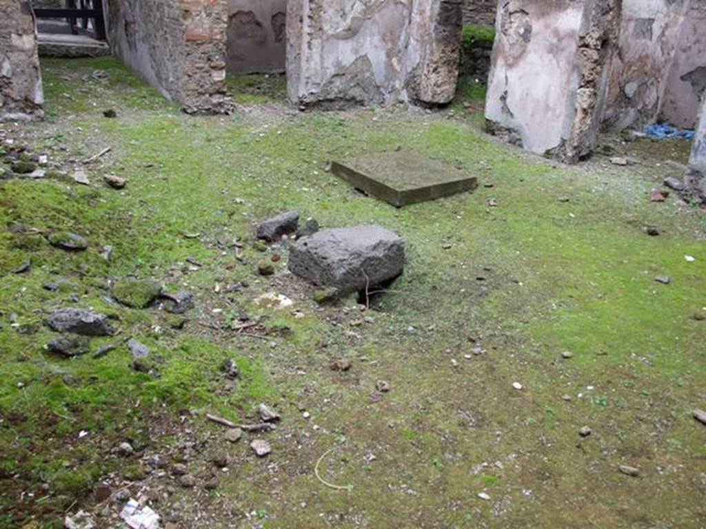 VII.11.14 Pompeii. March 2009. Room 8, atrium area of VII.11.11. Looking north-east across site of impluvium.