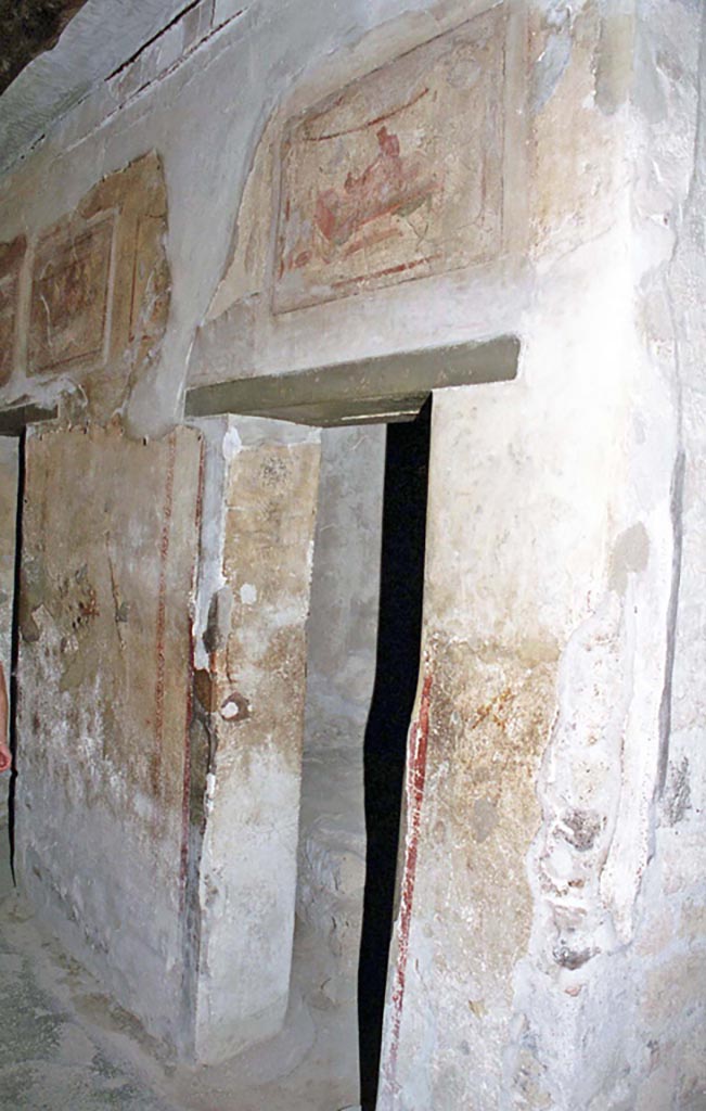 VII.12.18 Pompeii. October 2001. 
Looking towards doorway in centre of south side. Photo courtesy of Peter Woods.