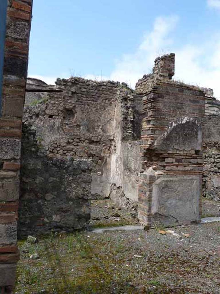 VII.13.4 Pompeii. May 2010. Cubiculum in south-west corner of atrium.