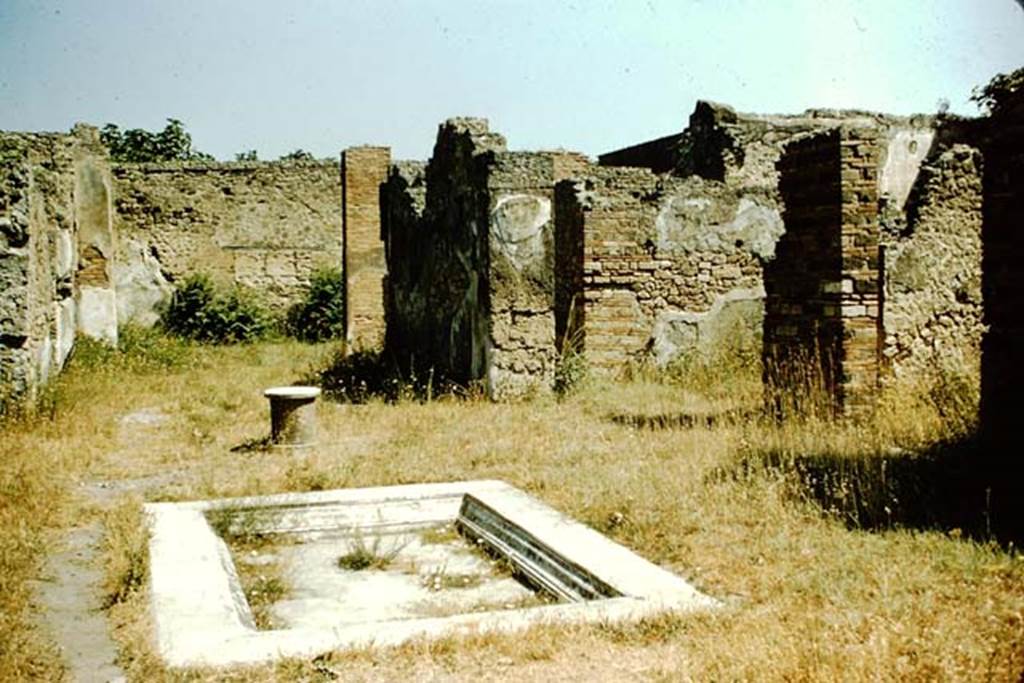 VII.14.9 Pompeii. 1957. Looking north across atrium.  Photo by Stanley A. Jashemski.
Source: The Wilhelmina and Stanley A. Jashemski archive in the University of Maryland Library, Special Collections (See collection page) and made available under the Creative Commons Attribution-Non Commercial License v.4. See Licence and use details.
J57f0149