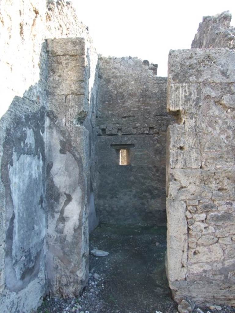 VII.15.1 Pompeii.  December 2007.  Cubiculum on east side of entrance.