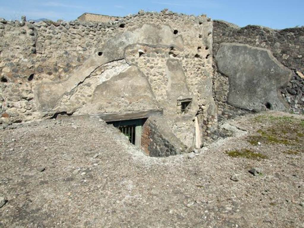 VII.15.2 Pompeii. March 2009. Rooms above the granary at VII.15.16.  
North room, with entrance to granary and room C seen on lower level.