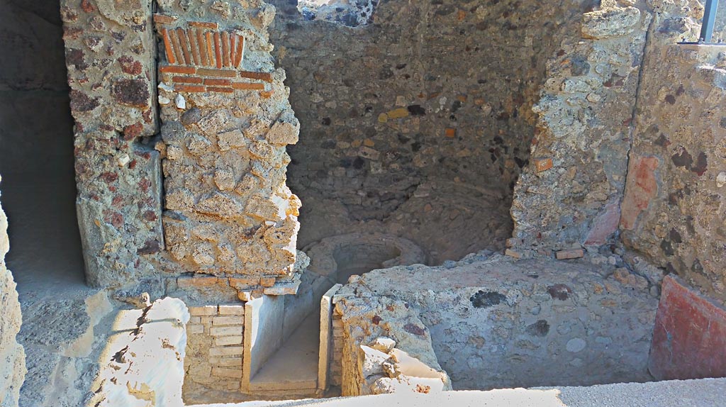 VII.15.2 Pompeii. 2017/2018/2019. 
Looking through doorway into frigidarium, from the corridor/courtyard. Photo courtesy of Giuseppe Ciaramella.